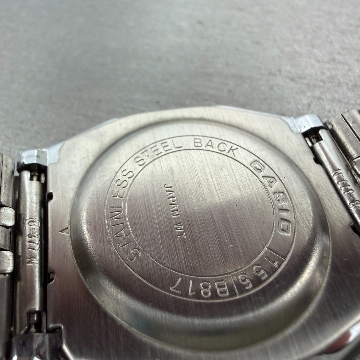 Casio 155-B817 Watch Men 34mm Digital Silver Tone Daydate Octagon PARTS10