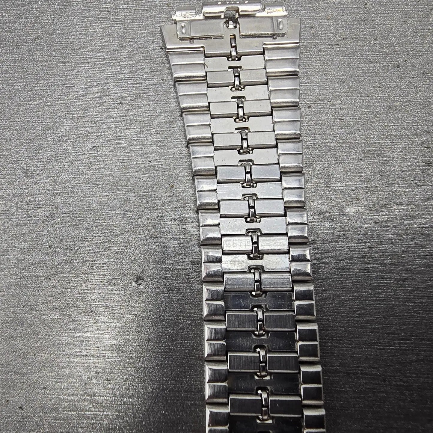 Seiko Bracelet 18mm Stainless Steel Gold Tone Vintage Japan Z1332L Broken Clasp10