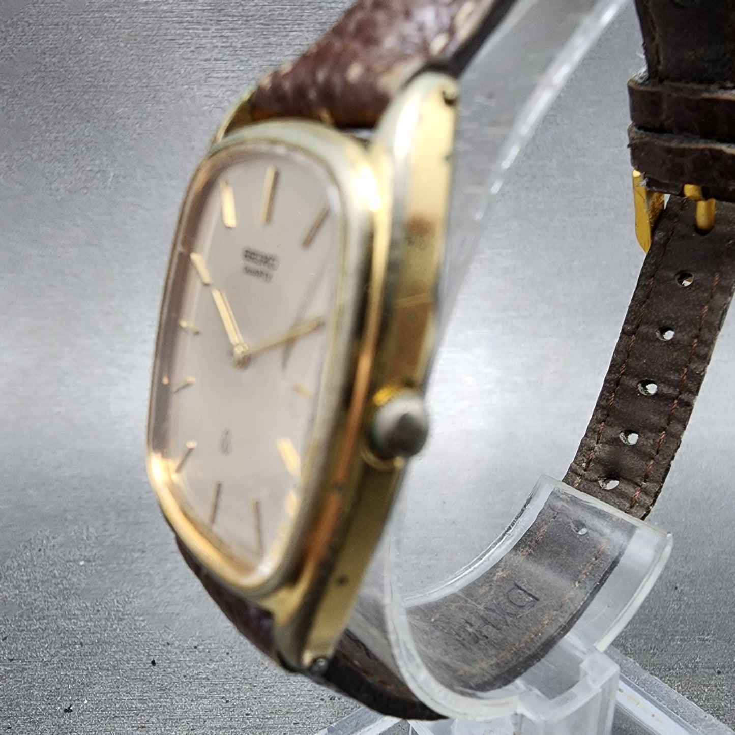 Seiko Tank Watch Women 23mm Champagne Dial Gold Tone Rectangle 47205100 New Bat2