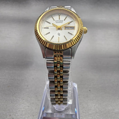 Citizen CQ Watch Women 25mm Silver Dial Two Tone Daydate 1002-R15119 New Battery5