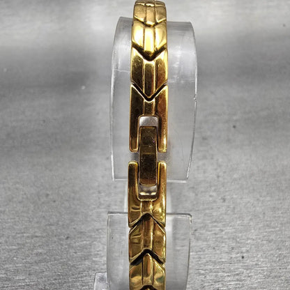Seiko Watch Women 14mm White Dial Gold Tone Oval 2E20-7489 New Battery Vintage7