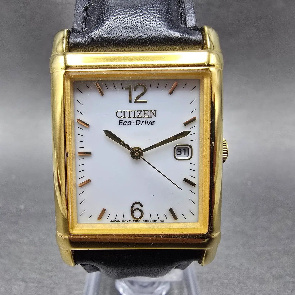 Citizen Eco-Drive Tank Watch Men 25mm White Dial Gold Rectangle Date Runs Jp0
