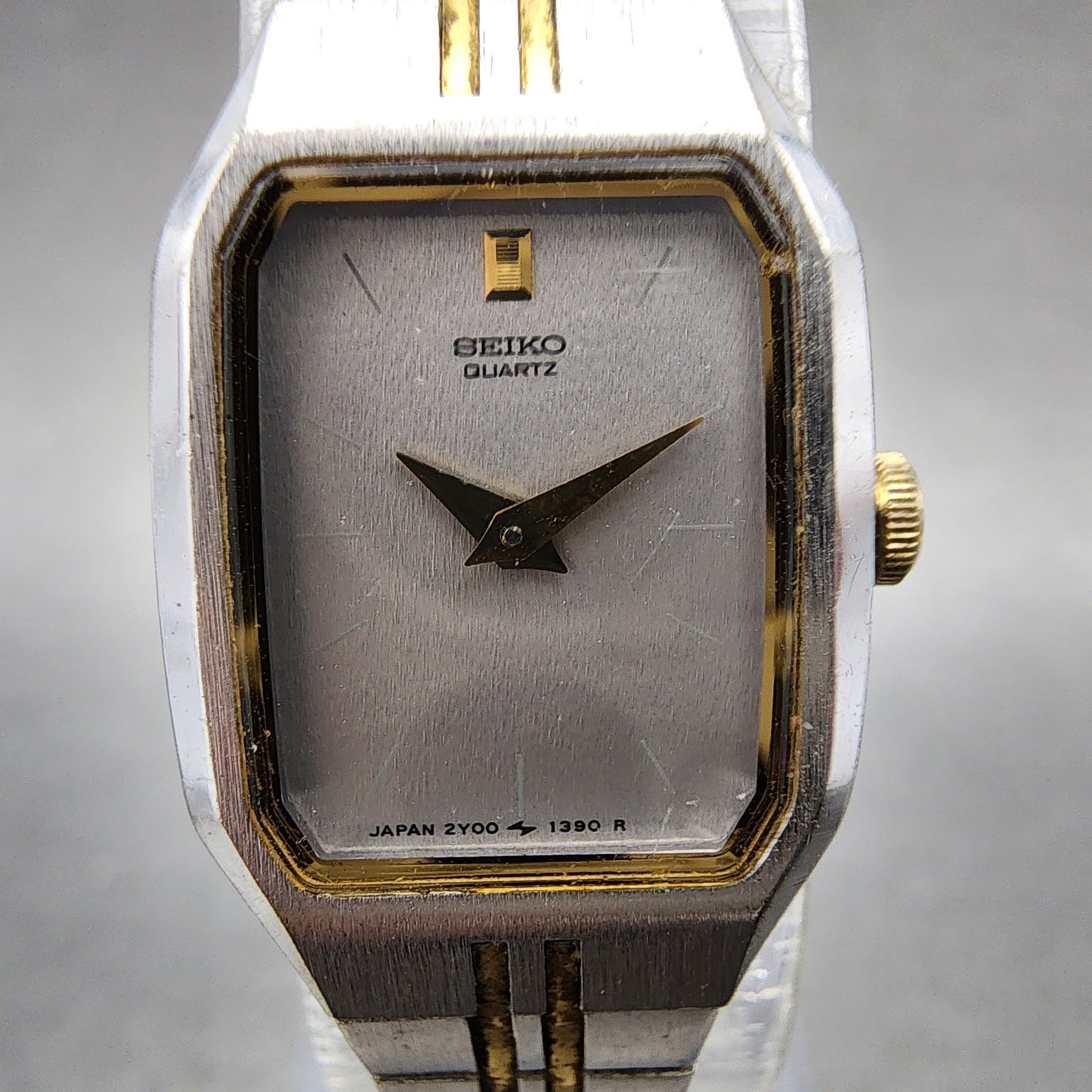 Seiko Watch Women 17mm Silver Dial Two Tone Rectangle 2Y005279 New Battery1