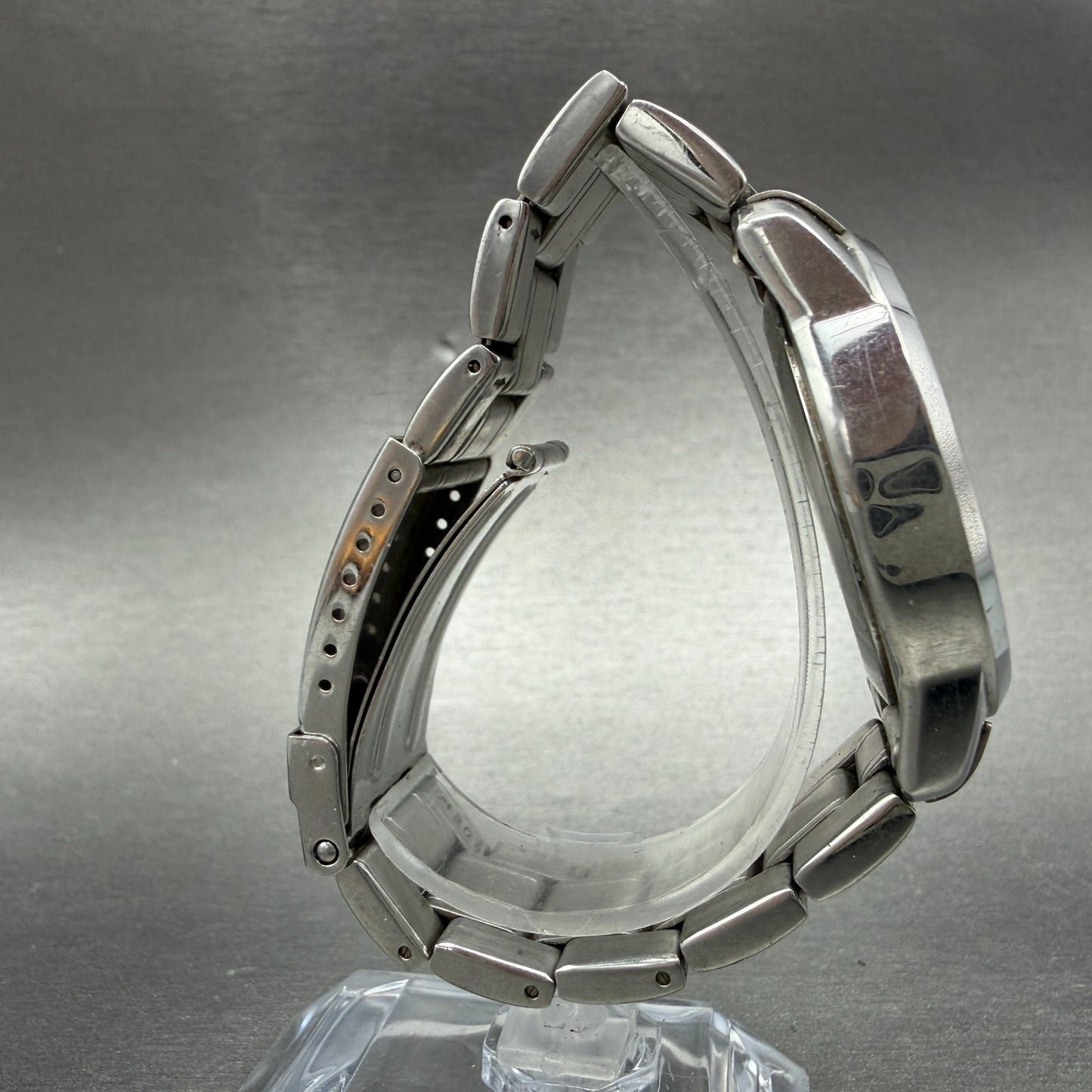 Tommoy Hilfiger Watch Women 38mm Blue Dial Silver Tone Round F90219 New Battery8