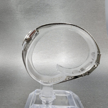Seiko Watch Women 19mm Silver Dial Silver Tone Round 160079 New Battery6