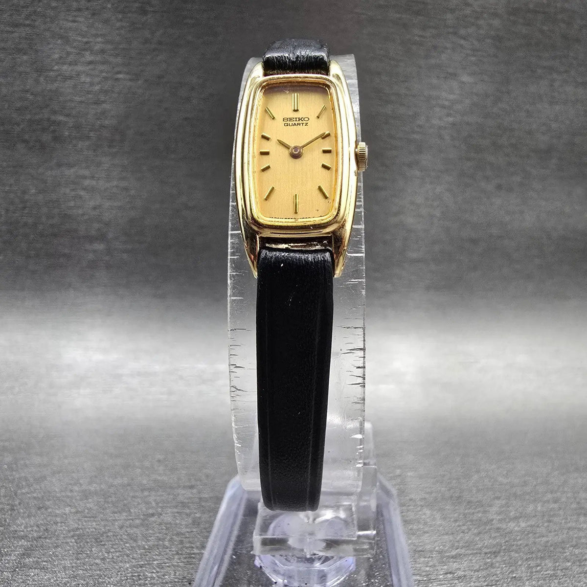 Seiko Watch Women 13mm Gold Dial Gold Tone Rectangle 2E20-6300 New Battery5