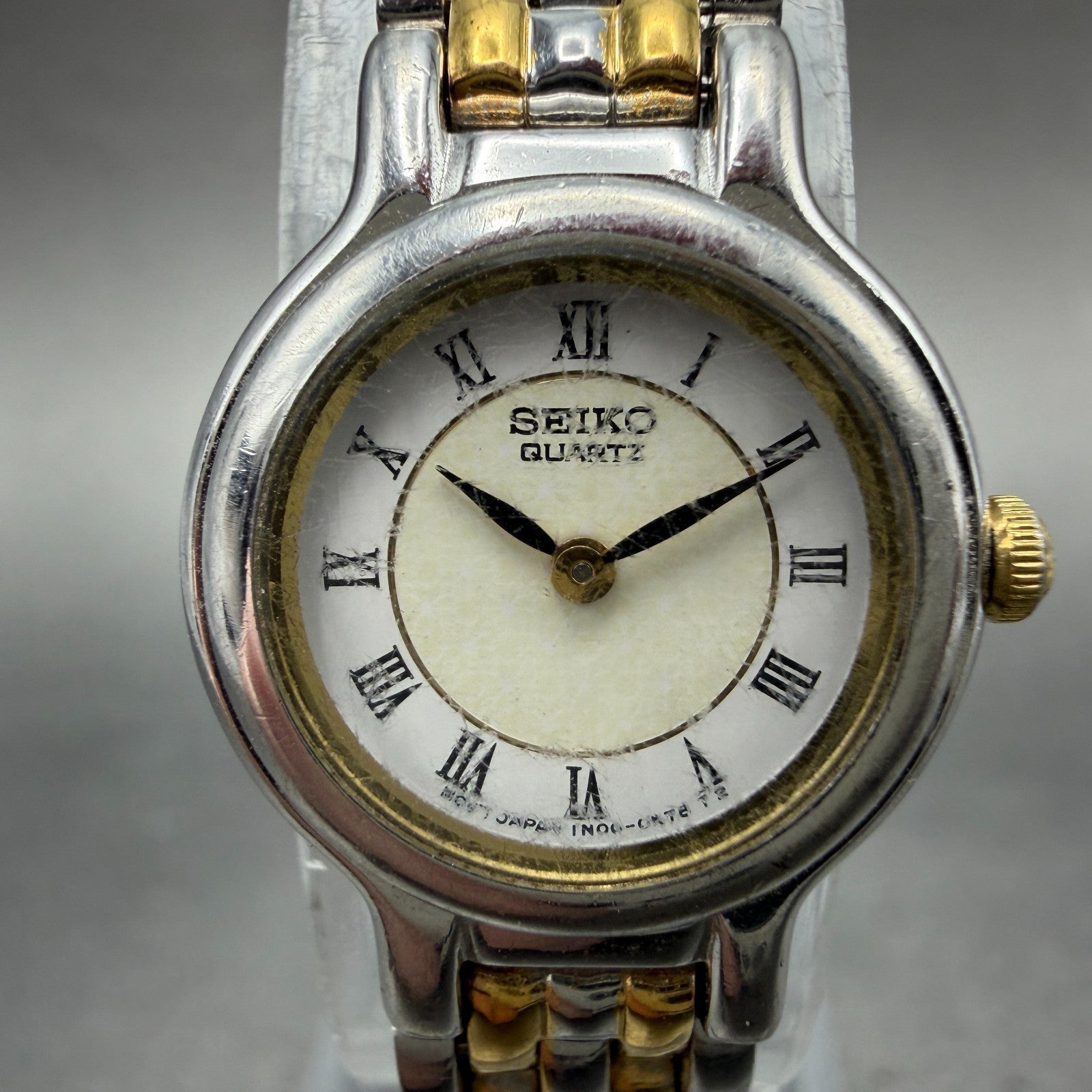 Seiko Watch Women 19mm White Dial Two Tone Round Vintage 1N00-0C59 New Battery 51