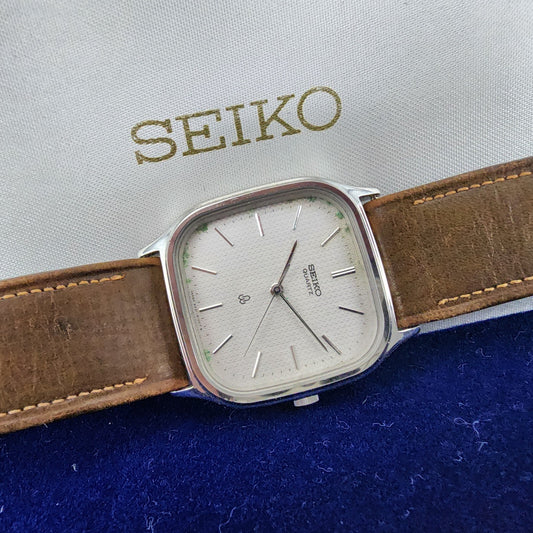 Seiko Watch Men 30mm Silver Dial Silver Tone Square 6431-5050 New Battery