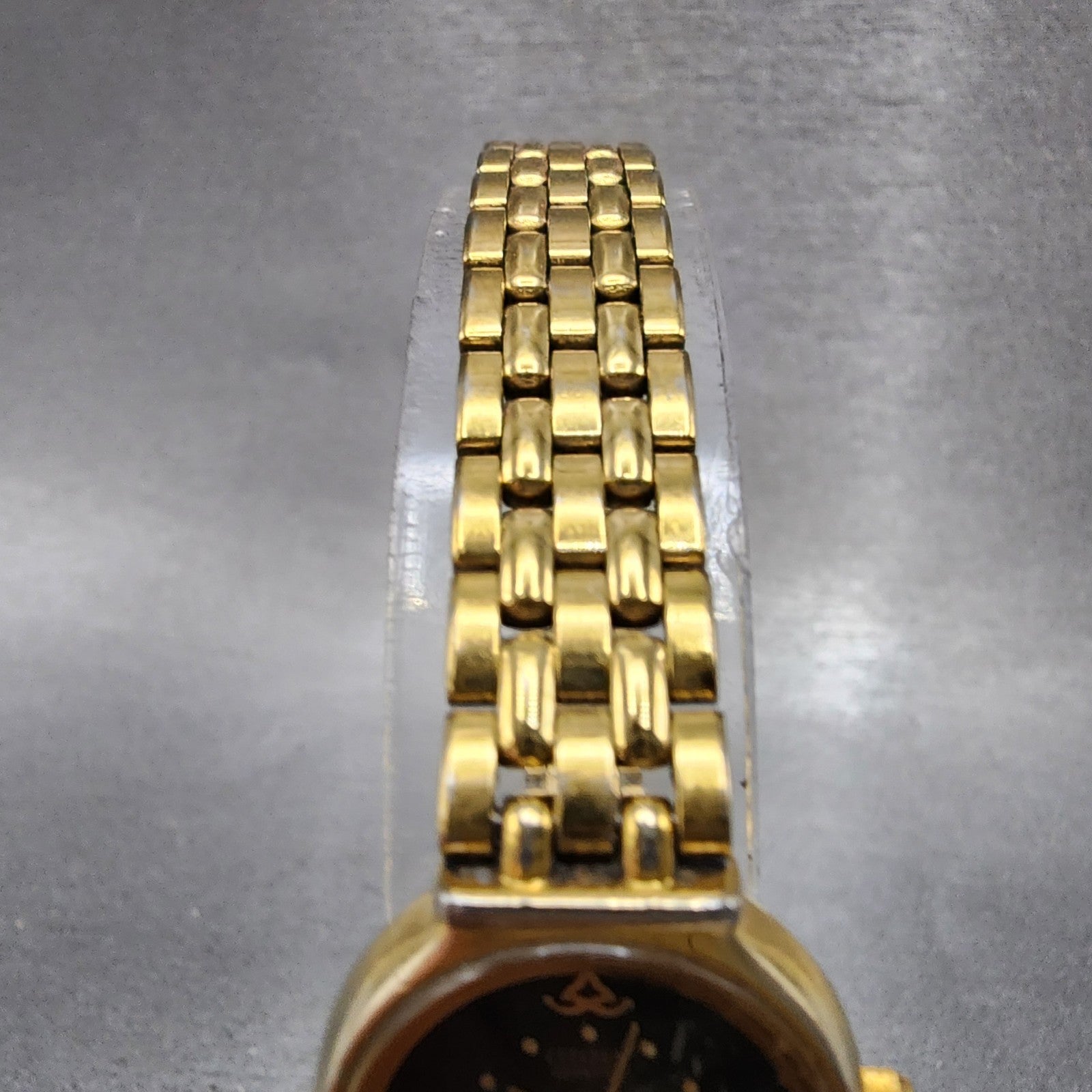 Citizen Watch Women 21mm Black Dial Gold Tone Round 5930S16806 New Battery4