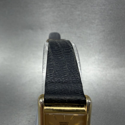 Seiko Tank Watch Women 18mm Champagne Dial Gold Tone 2Y00-5479 New Battery4