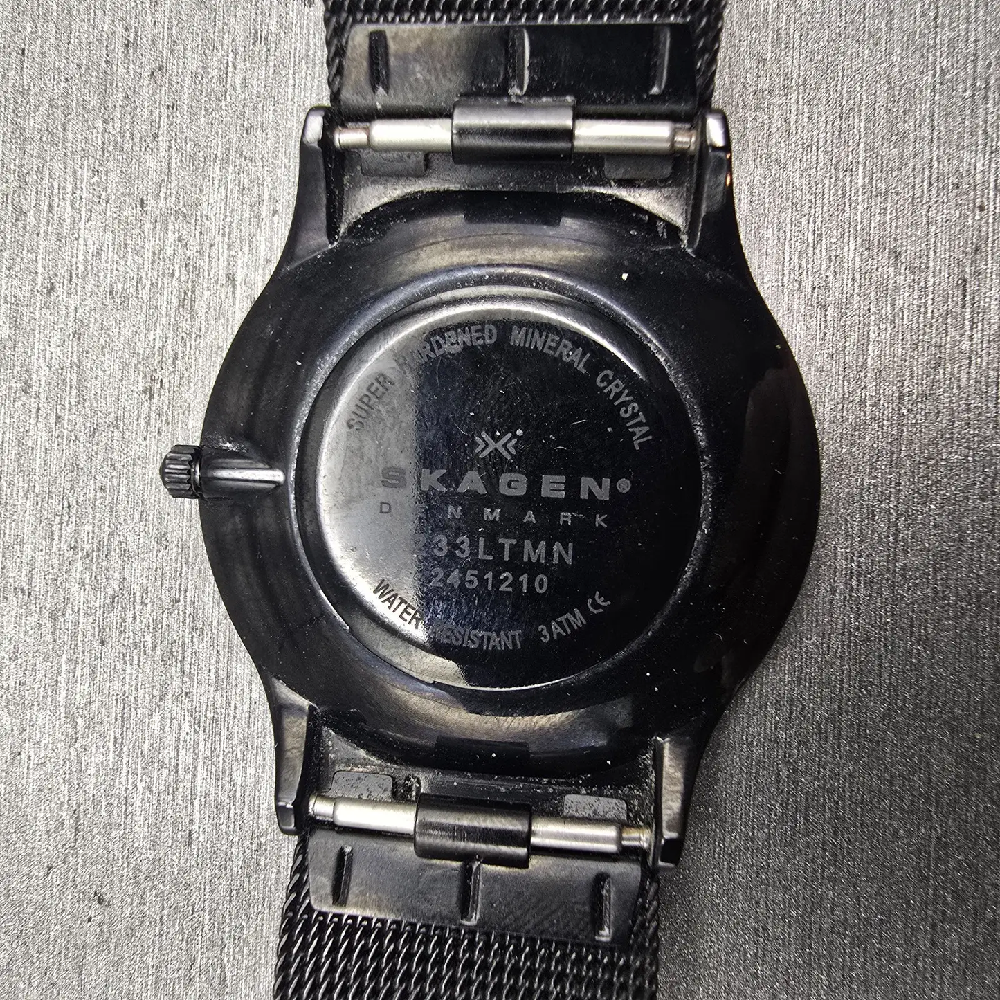 Skagen Denmark Watch Men 34mm Blue Dial Black Tone Titanium 233LTMN New BatteryG10