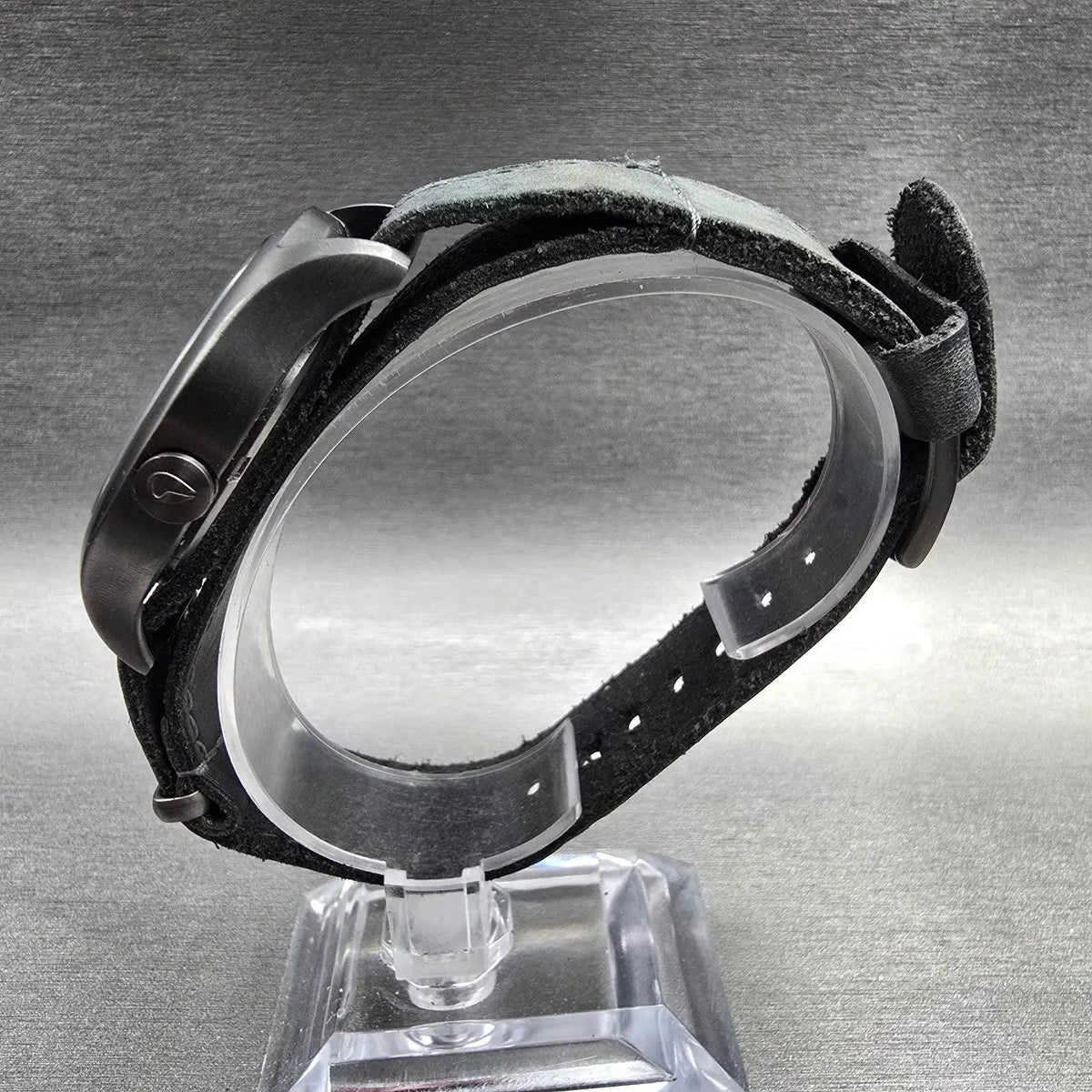 Nixon The Mod Watch Men 39mm Gray Dial Black Tone Round Leather Band New Battery6
