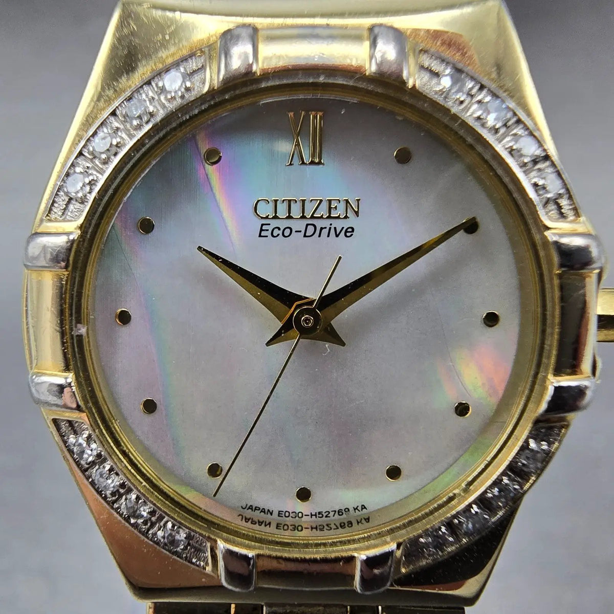 Citizen Eco-Drive Watch Women 25mm MOP Dial Gold Diamonds Round E030-H29751 Runs1