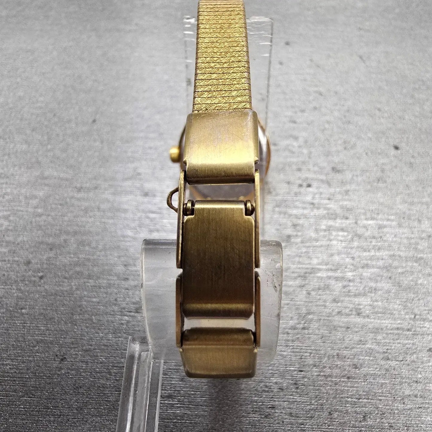 Citizen CQ Watch Women 19mm Black Dial Gold Tone Round 3220-S22431 New Battery7