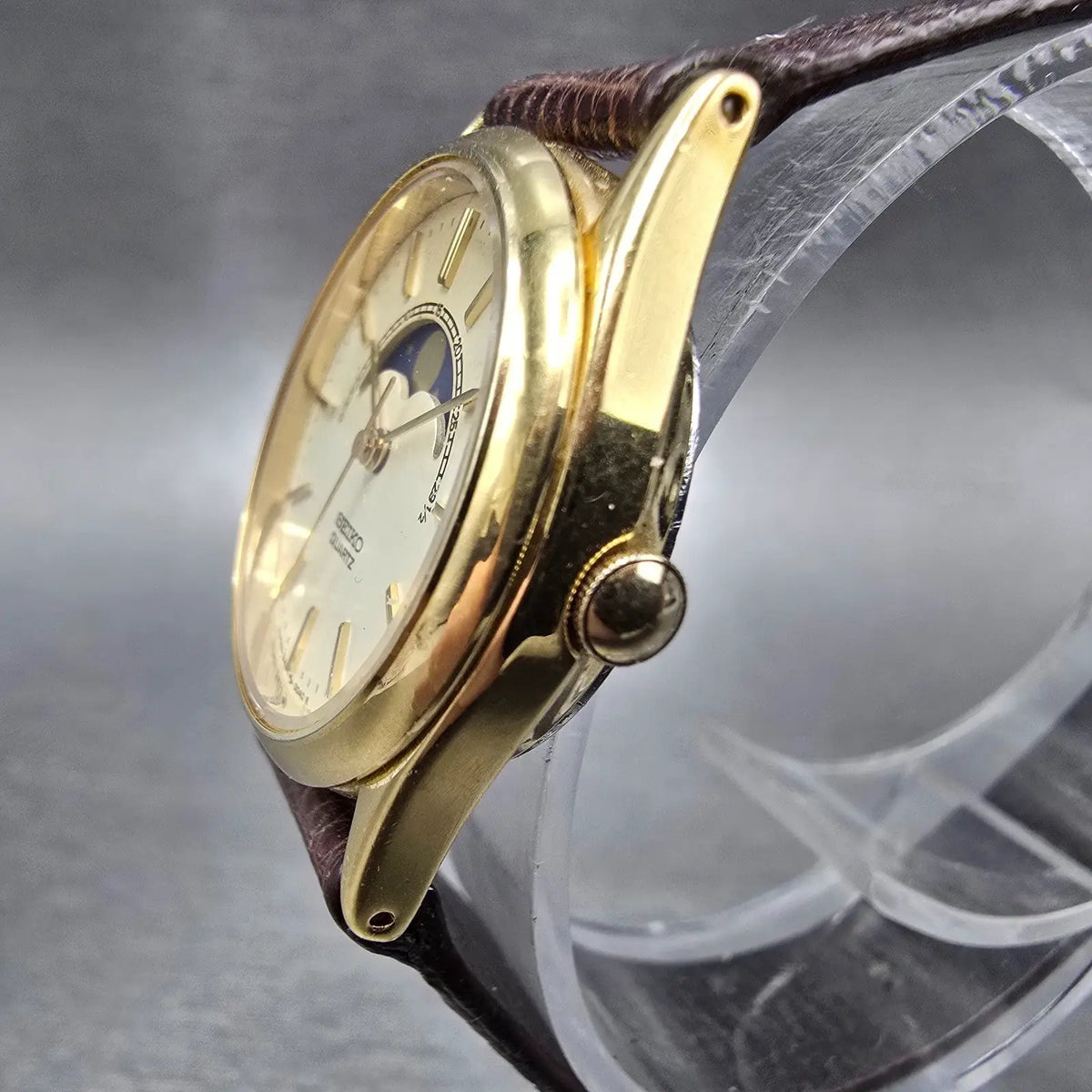 Seiko Moonphase Watch Women 25mm Champagne Dial Gold Round 2A24-0048 PARTS3