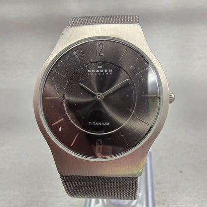 Skagen Ultra Slim Watch Men 34mm Black Dial Titanium  Round 233LTTM New Battery0