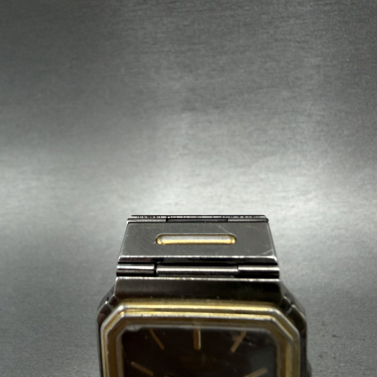 Seiko Tank Watch Men 27mm Gray Dial Gray & Gold Tone 9020-5169 New Battery4