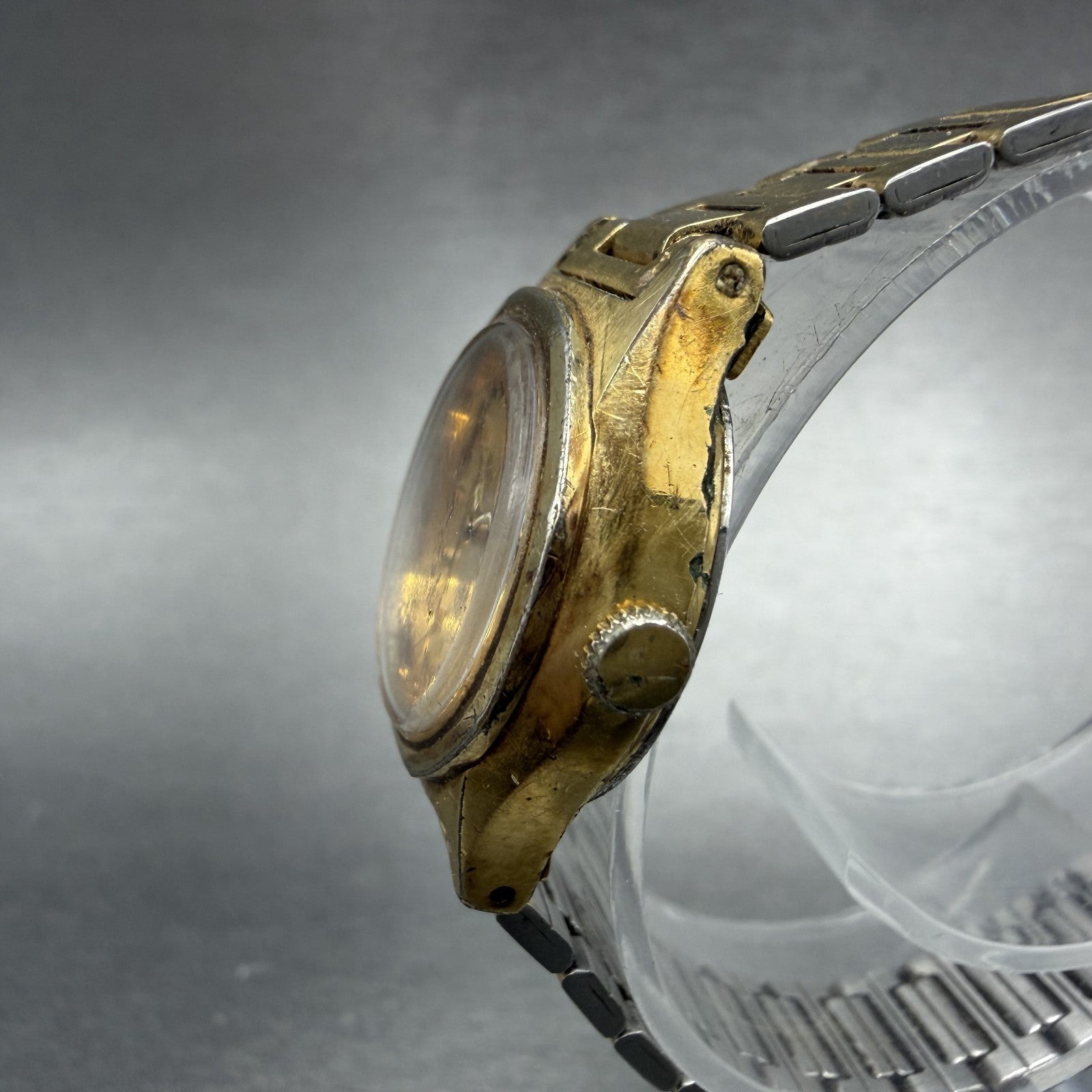 Seiko SQ Watch Women 23mm Champagne Dial Gold Tone Daydate 8523-0040 New Battery2