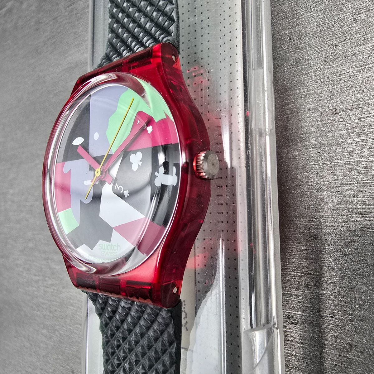 Swatch Hot Rap Watch Men 34mm Black Dial Red Case GR113 New Battery NOS2
