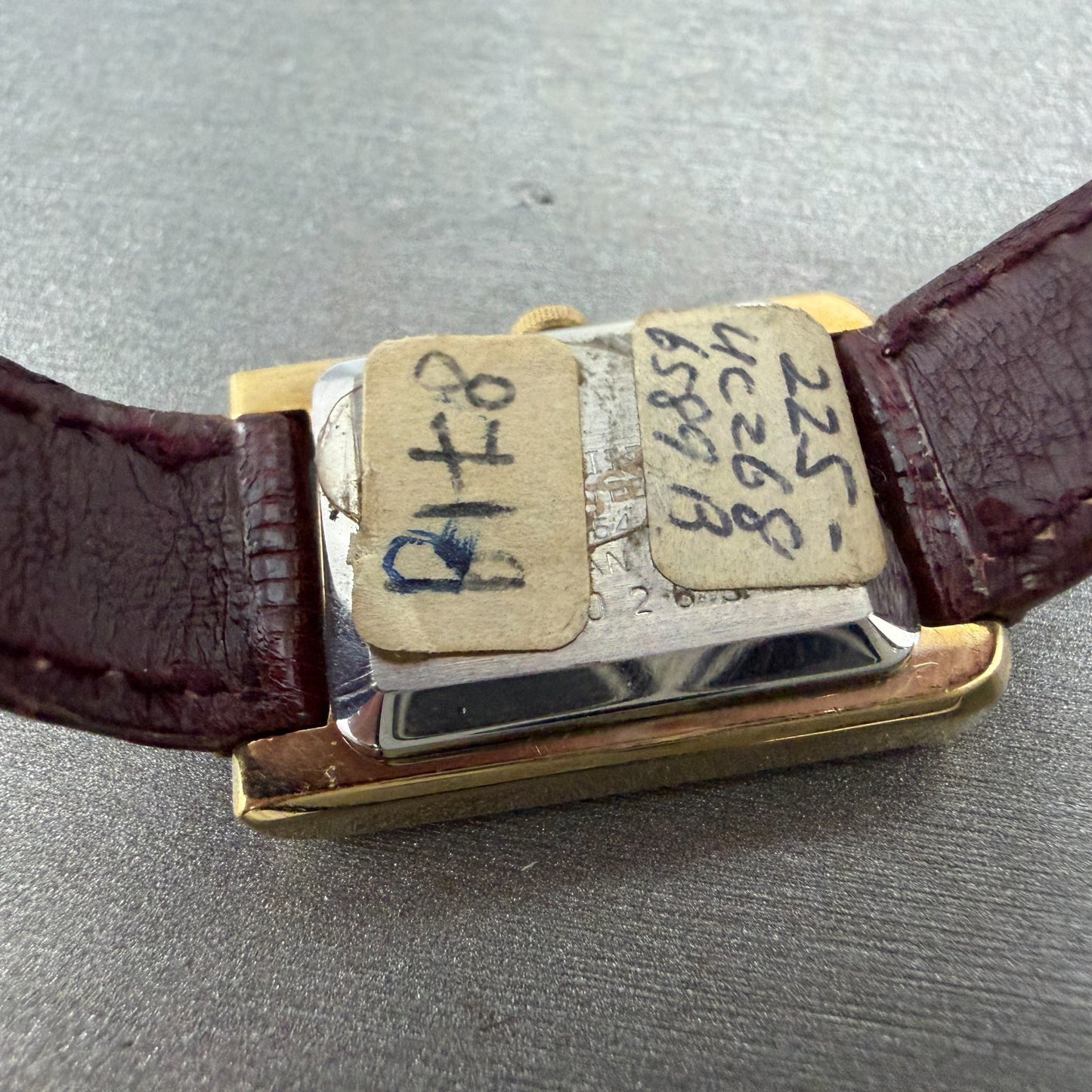 Seiko Watch Women 19mm Red Dial Gold Tone Rectangle 5420-544A New Battery NOS9