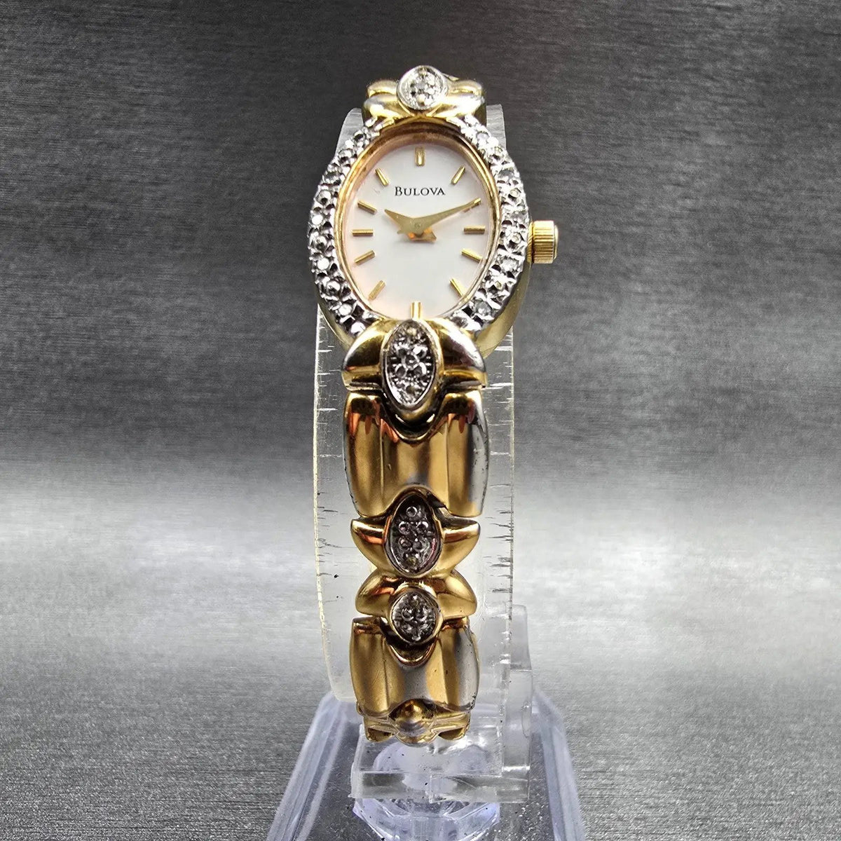 Bulova Watch Women 16mm White Dial Two Tone Gemmed Oval 98R34 New Battery5