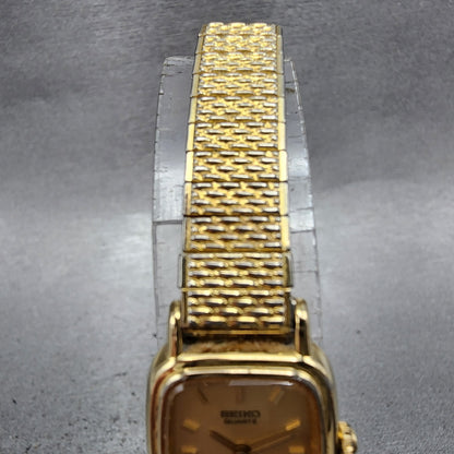 Seiko Watch Women 17mm Champagne Dial Gold Tone Rectangle 2y005b49 New Battery4
