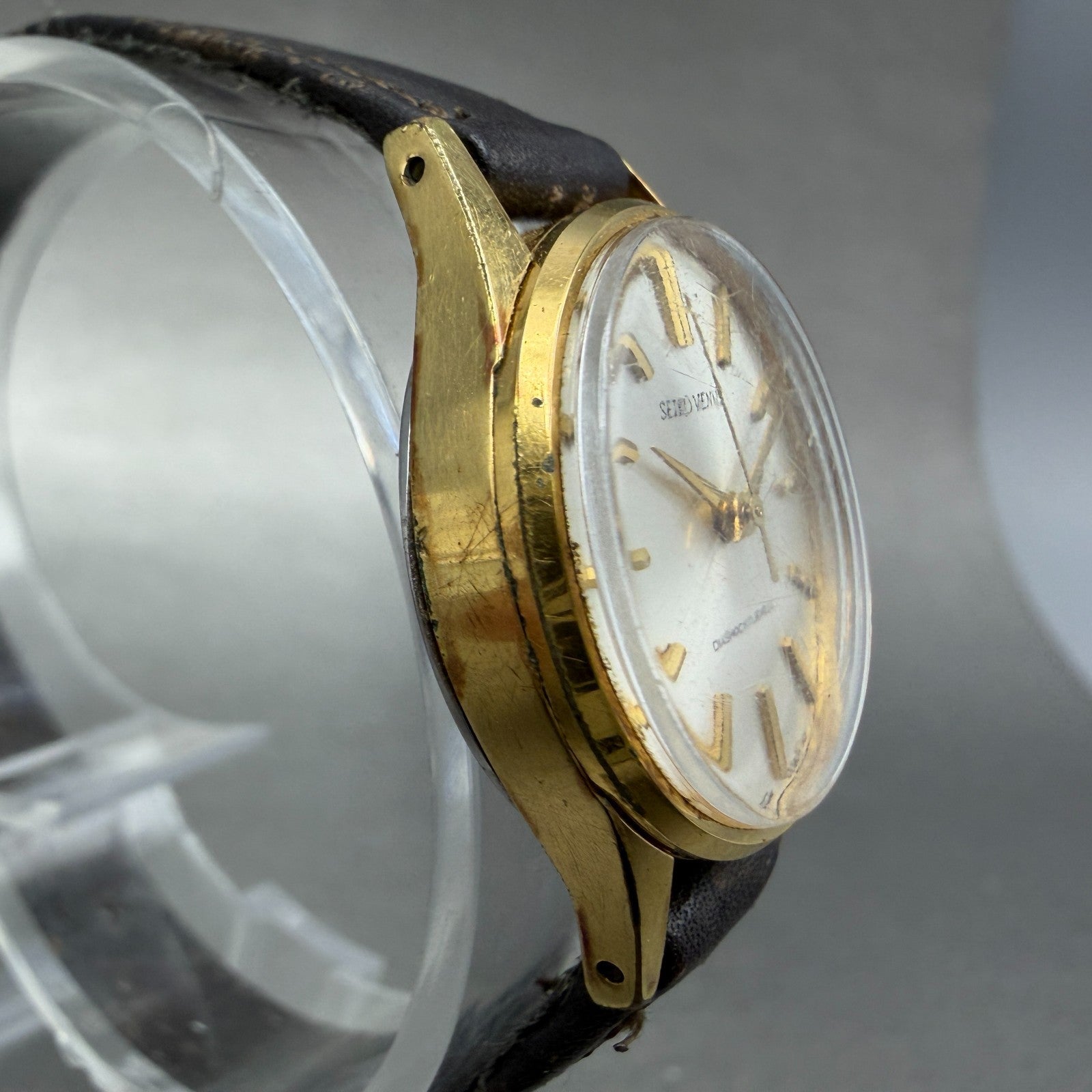 Seiko Venus Watch Women 23mm Silver Dial Gold Tone Round Manual 1904-0010 Runs3