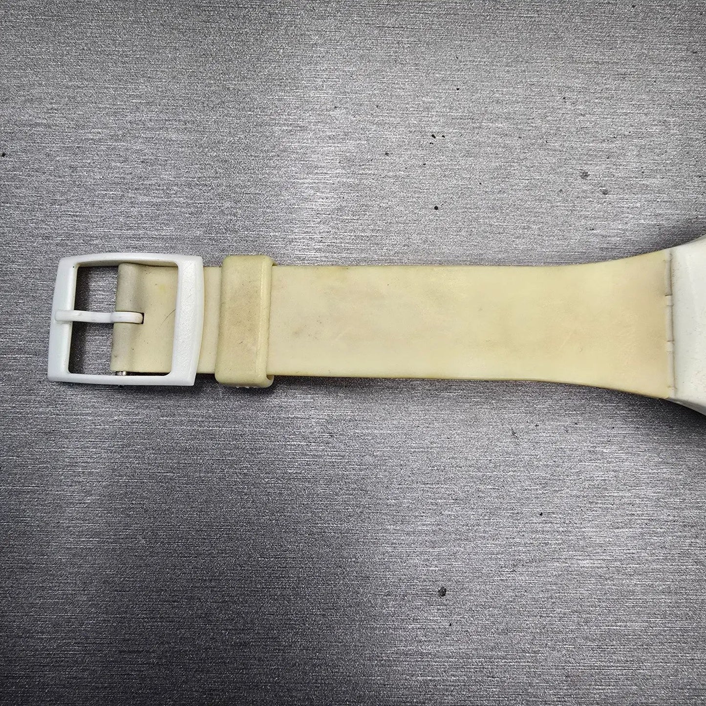 Swatch DOTTED SWISS Watch Men White Dial White Tone Round GW104 New Battery VTG11