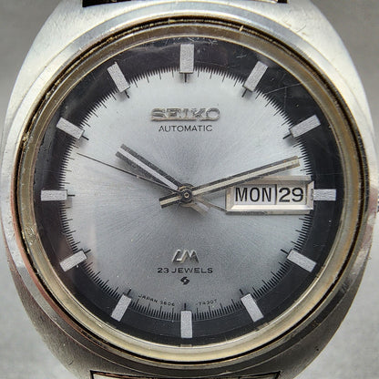 Seiko Lordmatic Watch Men 36mm Gray Dial Steel Daydate Cushion 5606-7140 Runs