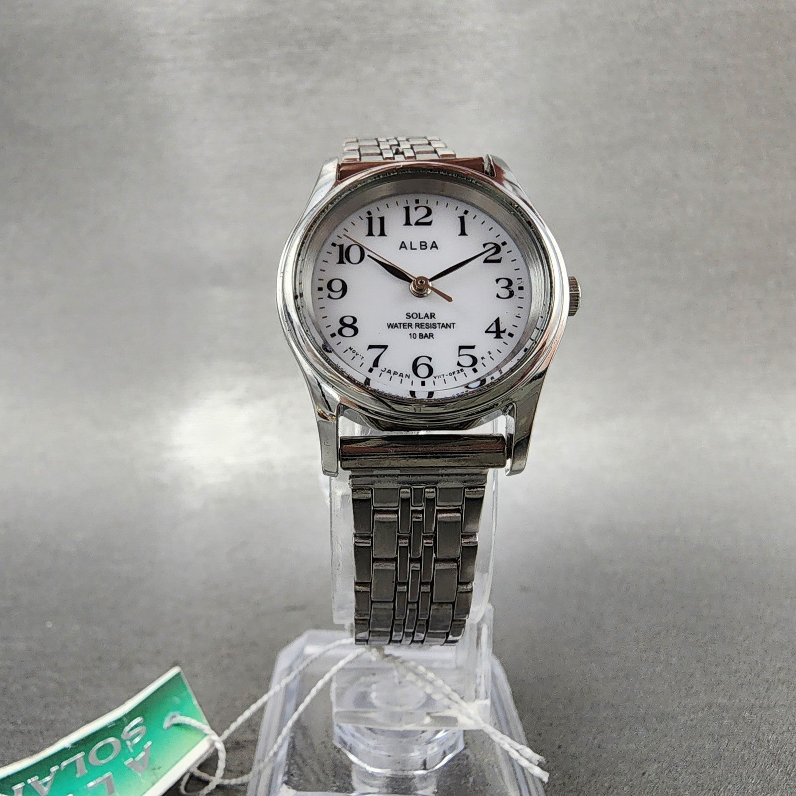 Seiko ALBA Solar Watch Women 25mm White Dial Silver Tone Round V1170AP0 Works5