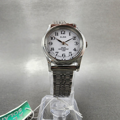 Seiko ALBA Solar Watch Women 25mm White Dial Silver Tone Round V1170AP0 Works5