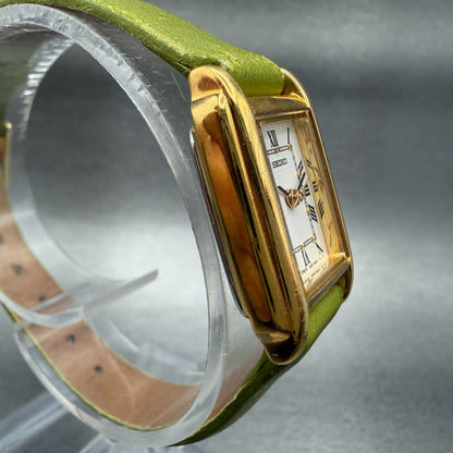 Seiko Tank Watch Women 18mm White Dial Gold Tone Rectangle V401-5650 New Battery3