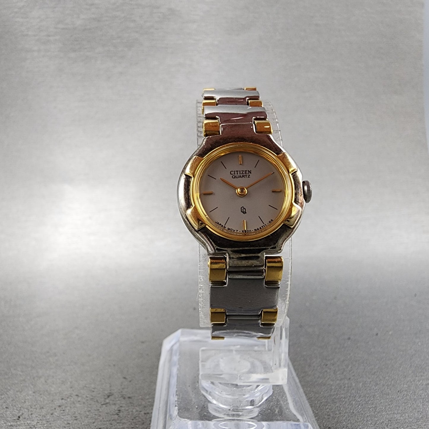 Citizen Watch Women 20mm Silver Dial Two Tone Round 5920S49593 New Battery5