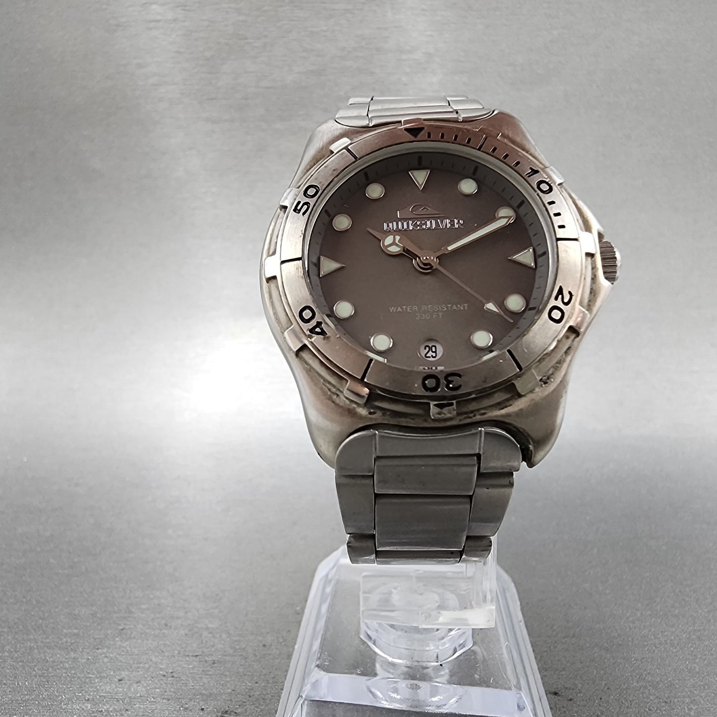 QuikSilver Dive Watch Men 35mm Gray Dial Silver Tone Date Round QS221 New Batt5