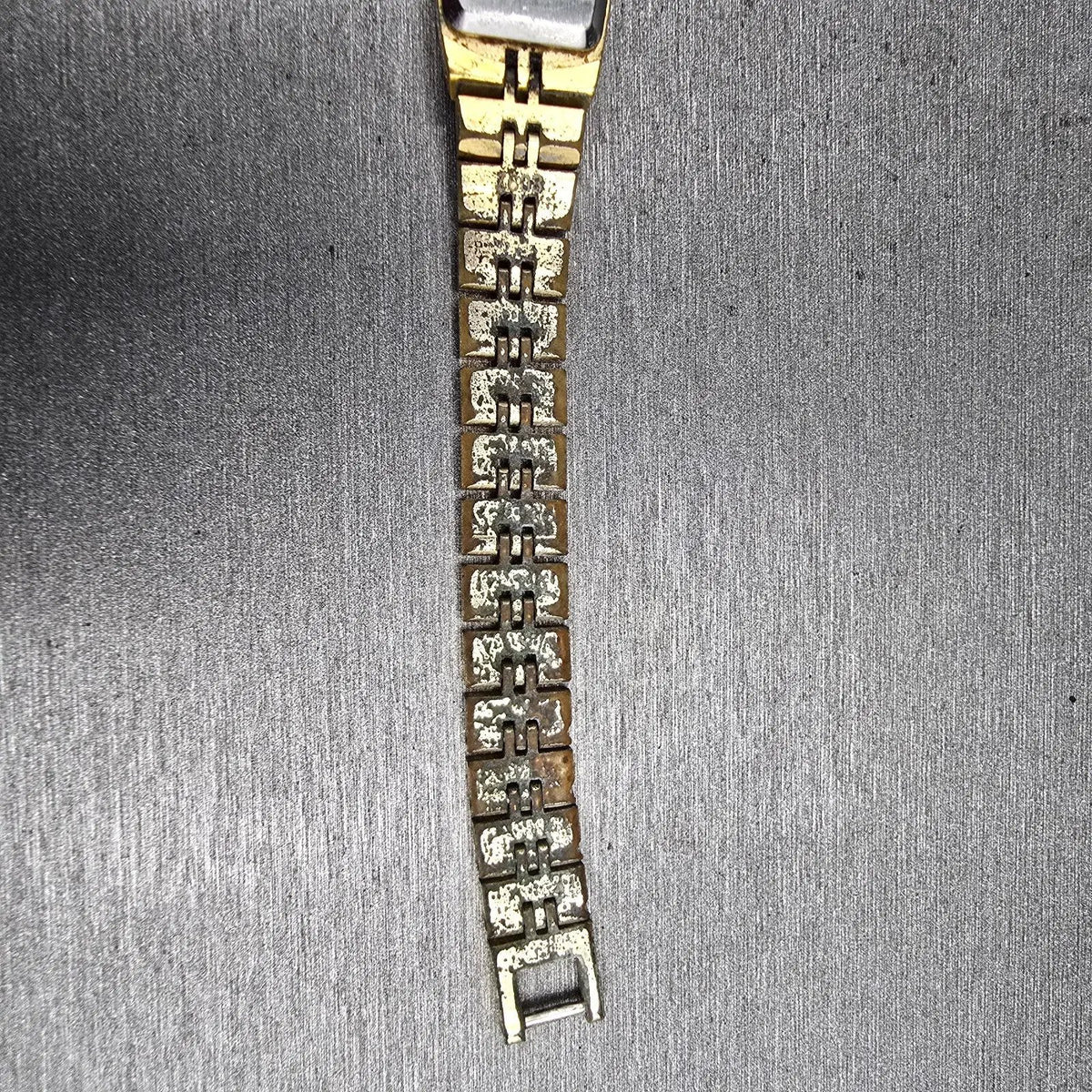 Seiko Watch Women 13mm Champagne Dial Gold Tone Rectangle 1320-5229 New Battery12