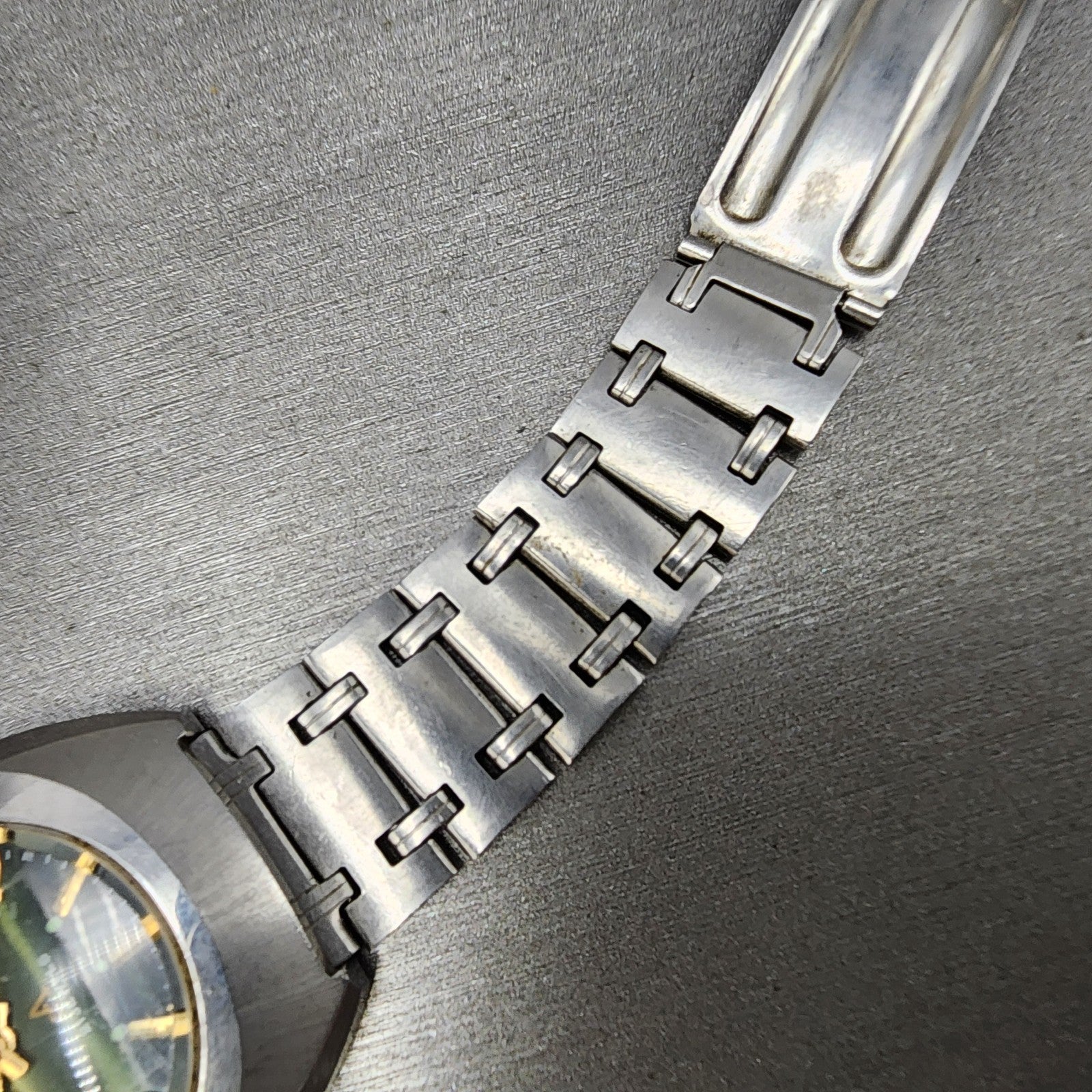 Orient Chrono Ace Watch Men 35mm Green Dial Steel Daydate G42926740 Runs9