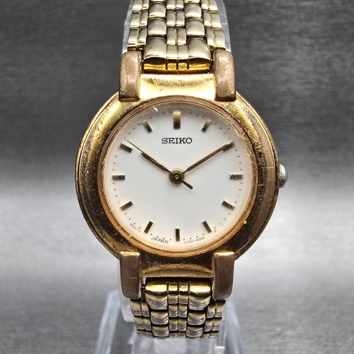 Seiko Watch Women 24mm White Dial Gold Tone Round V701-1781 New Battery VintageL0