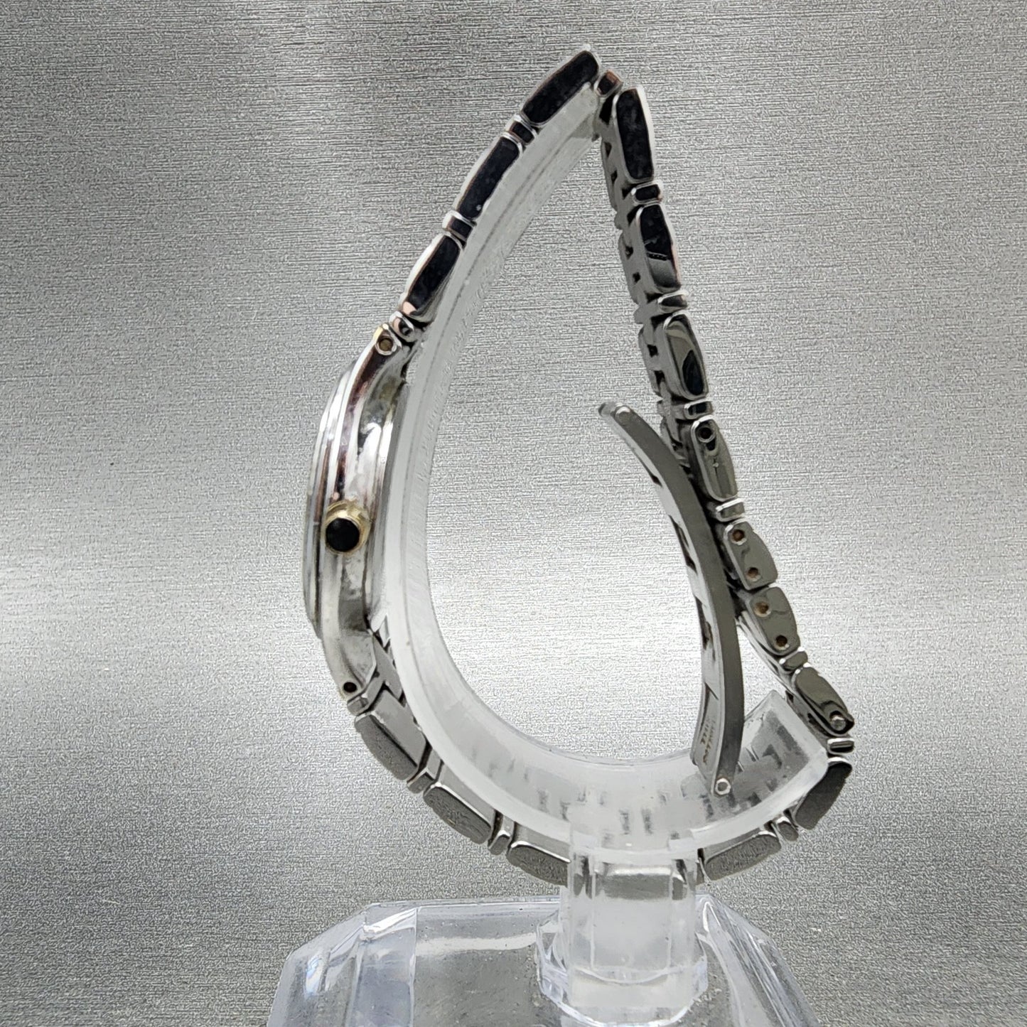 Bulova Watch Women 26mm Black Dial Two Tone Diamond Marker 98P109 New Battery6
