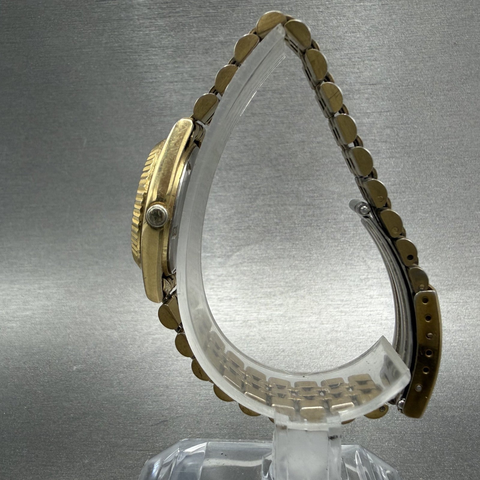 Seiko SQ Watch Women 24mm Black Dial Gold Tone Daydate 24mm Round New Battery NL6