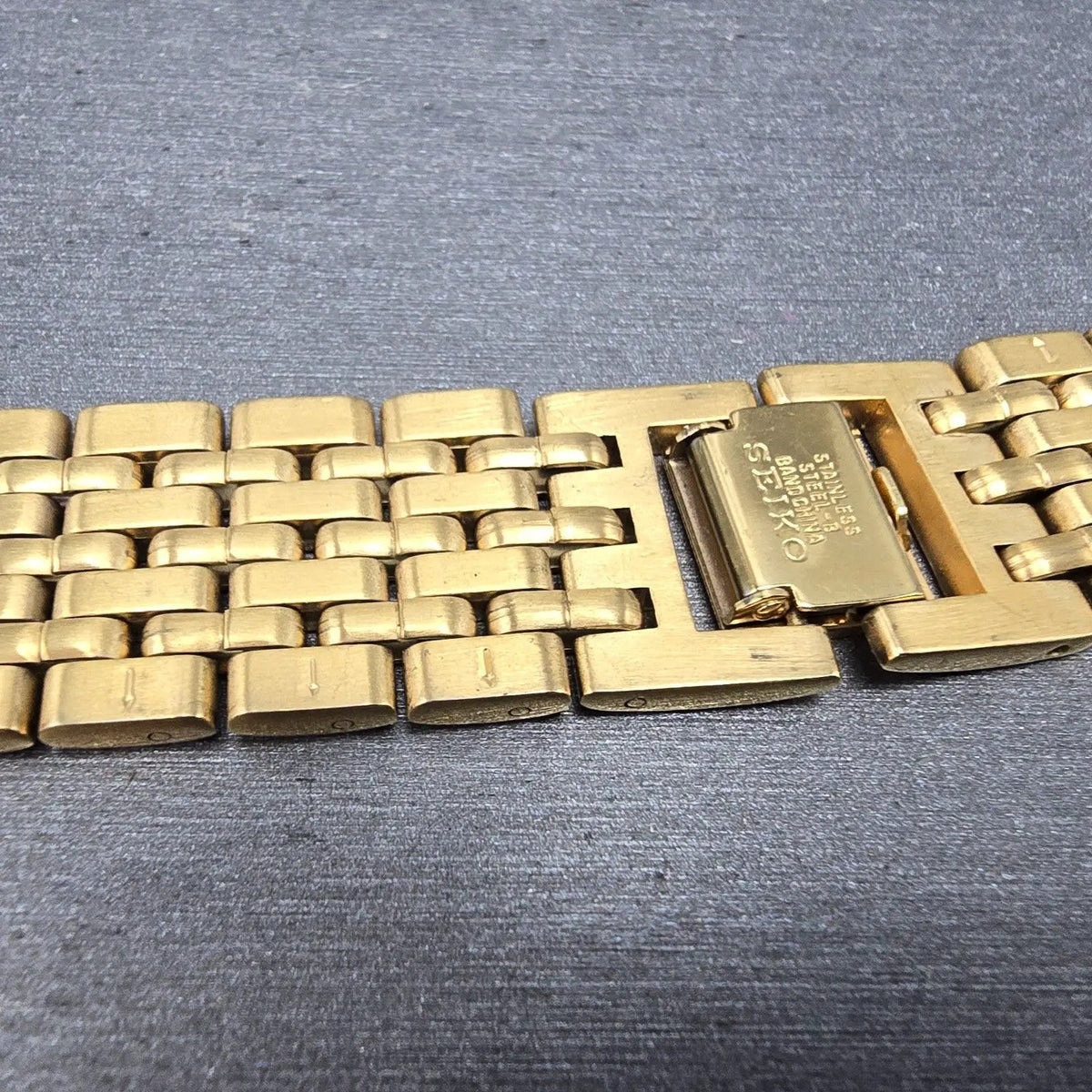 Seiko Bracelet 15mm Stainless Steel Gold Tone Vintage Japan 43G6-BI13