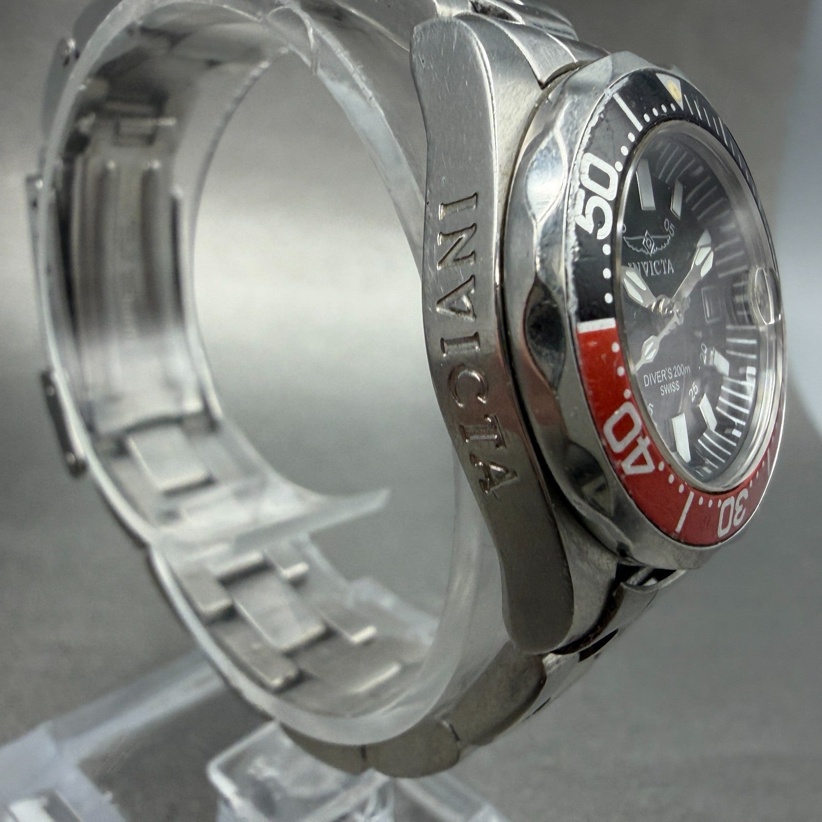 Invicta Dive Watch Women 27mm White Dial Steel Date Coke 7061 Round New Batt3