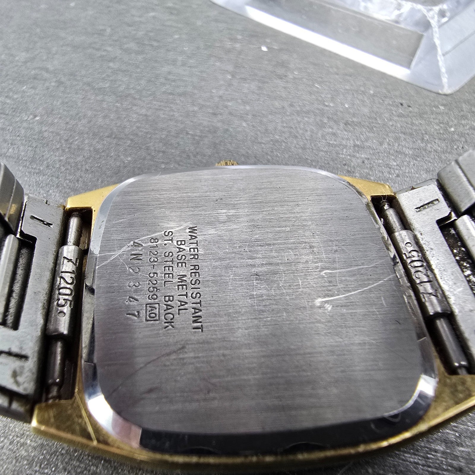 Seiko SQ Watch Men 32mm Champagne Dial Gold Tone Daydate 8123-5259 PARTS Vintage9