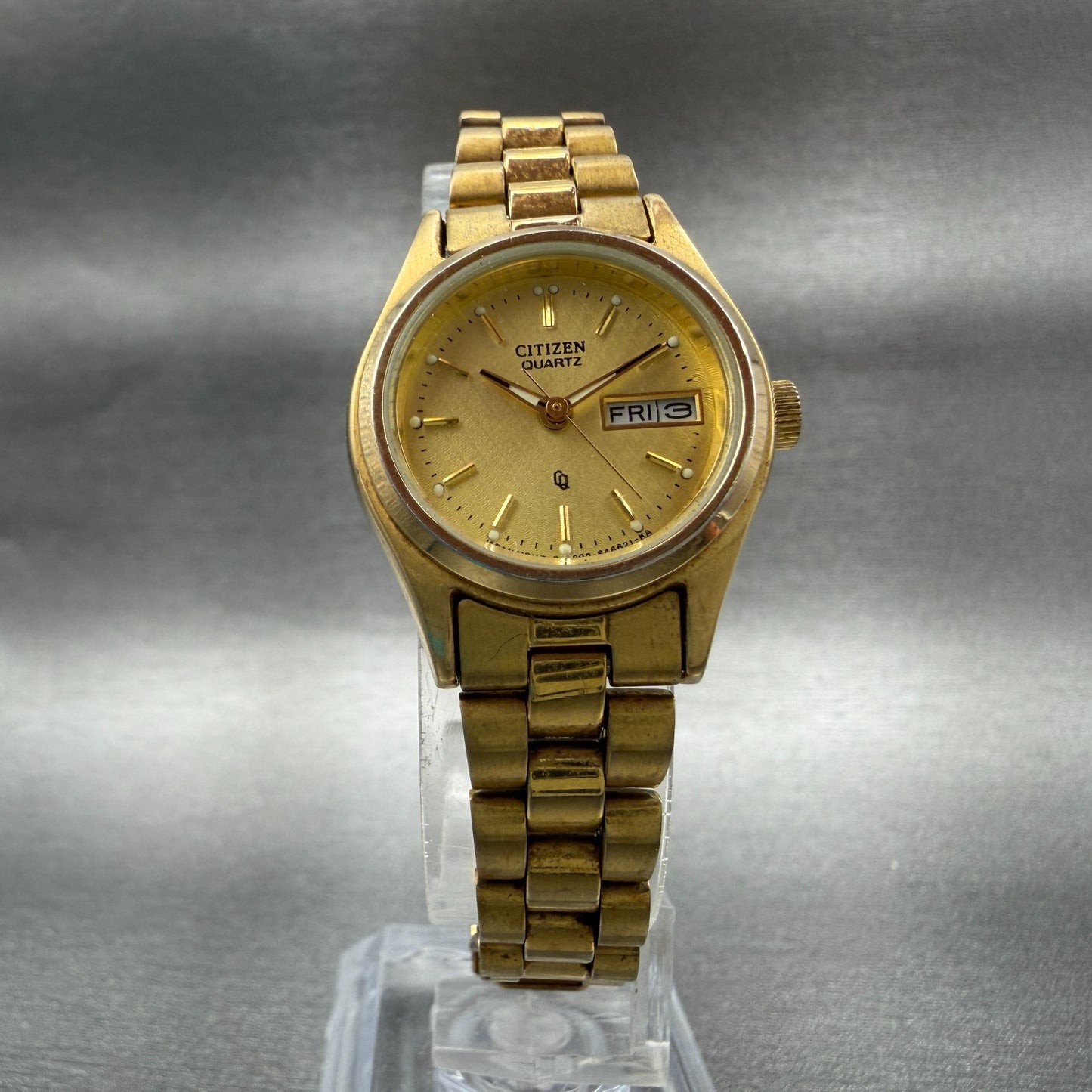 Citizen CQ Watch Women 24mm Champagne Dial Gold Tone Daydate 6000-K04051 NewBatt5