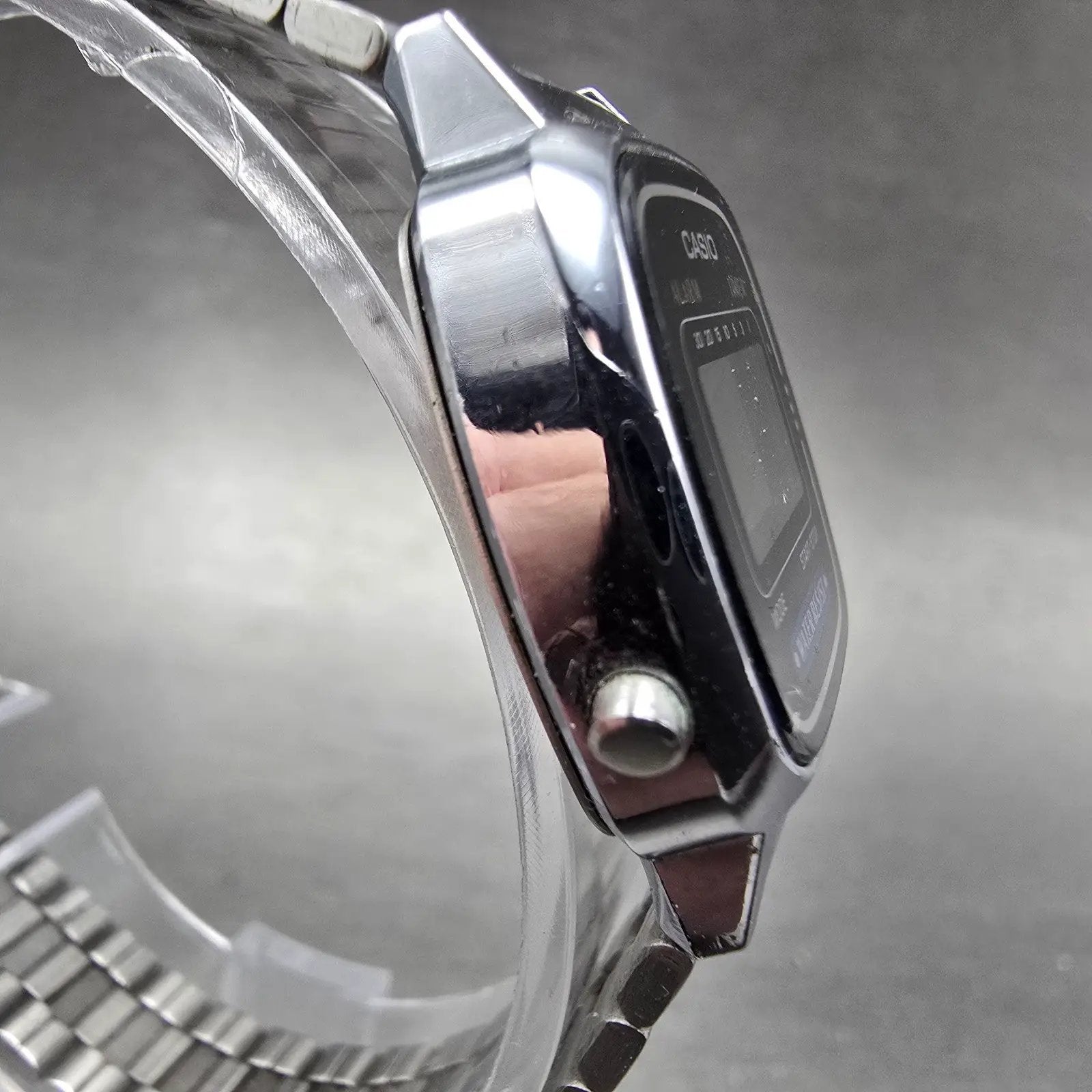 Casio Digital Watch Women 25mm Silver Alarm Chrono Daydate LA670W New Battery NQ3