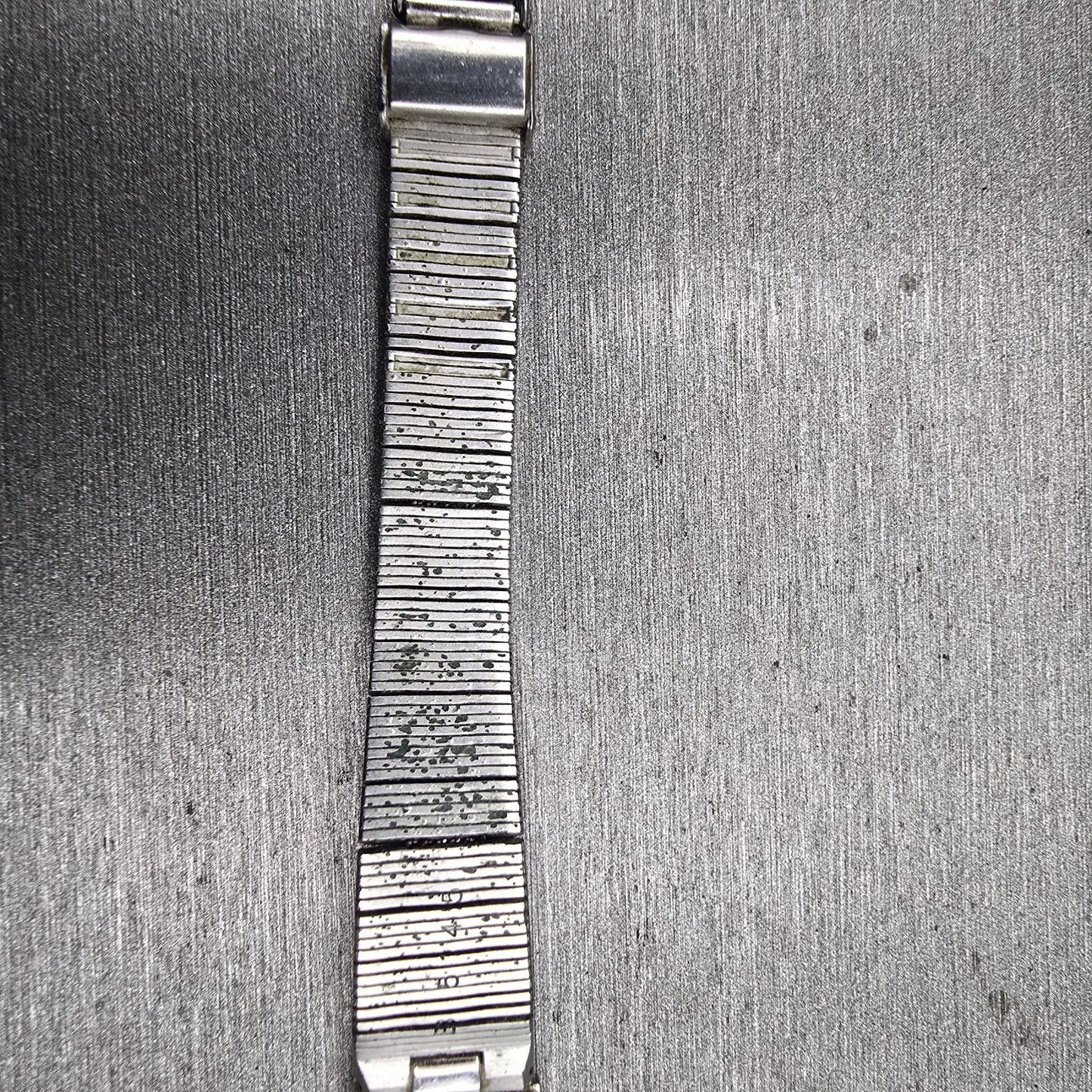 Seiko Watch Women 12mm Silver Dial Silver Tone Rectangle 2E20-5029 New Battery10