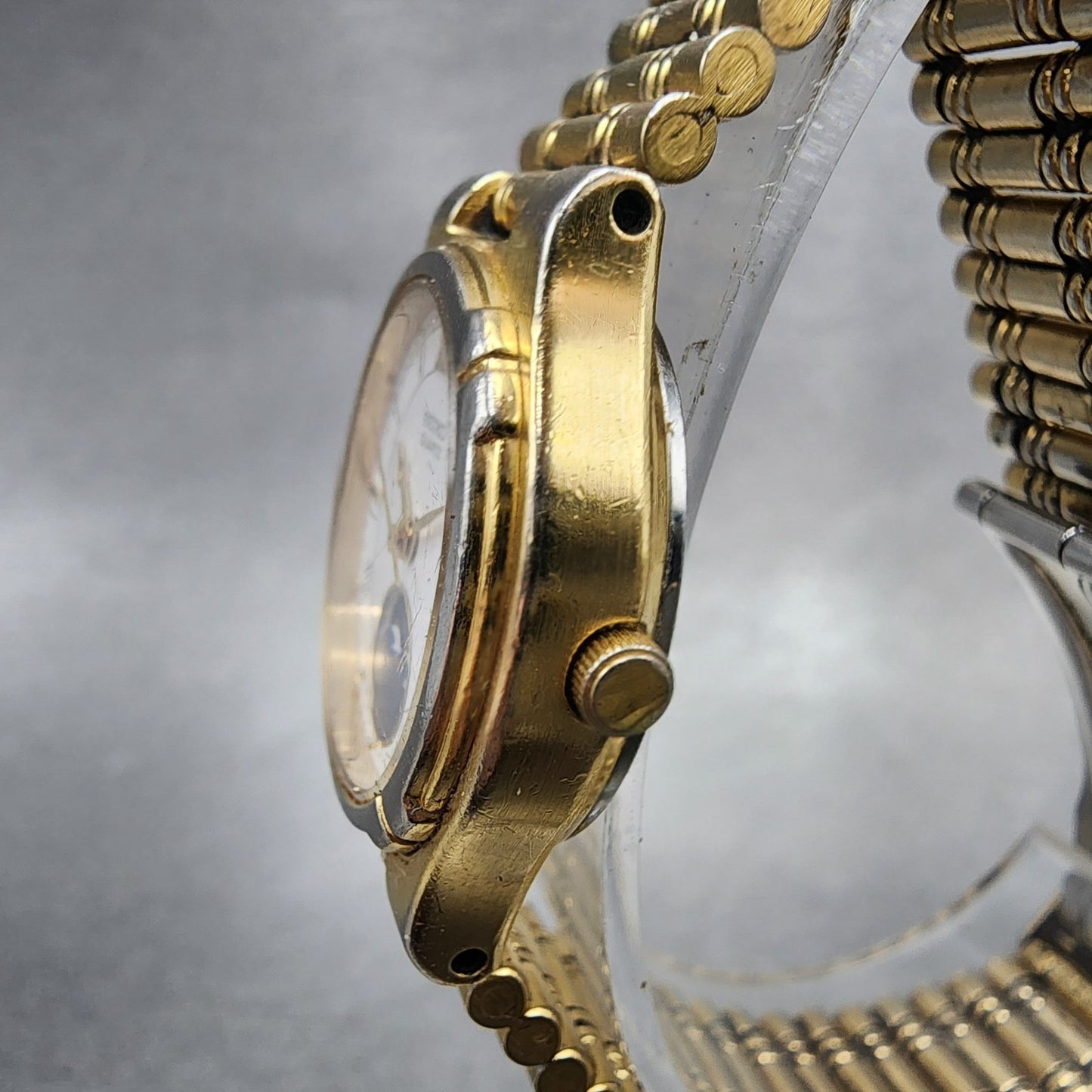 Seiko Moonphase Watch Women 24mm White Dial Gold Tone 4K220069 New Battery2