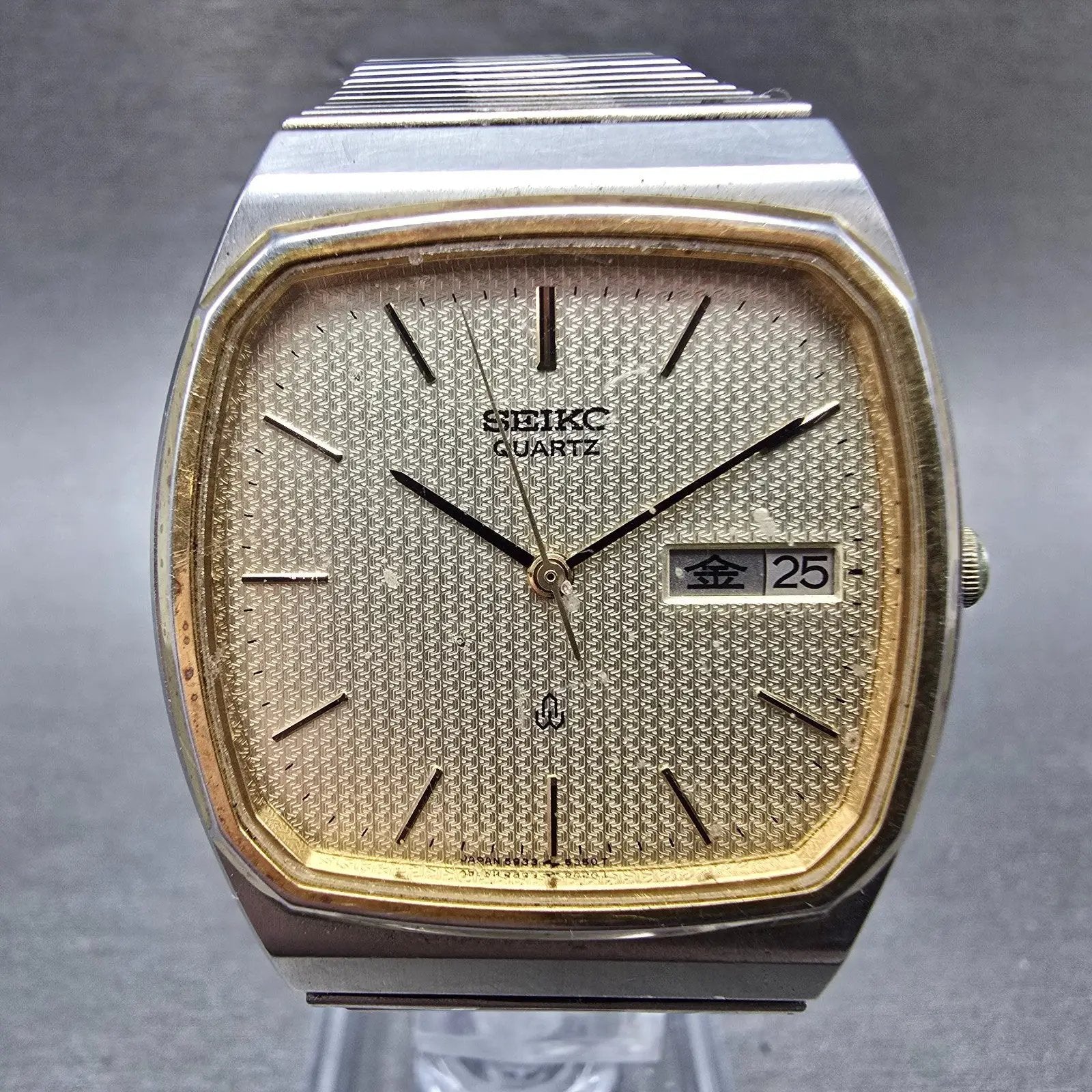 Seiko Watch Men 32mm Champagne Dial Two Tone Daydate 5933-5040 PARTS0