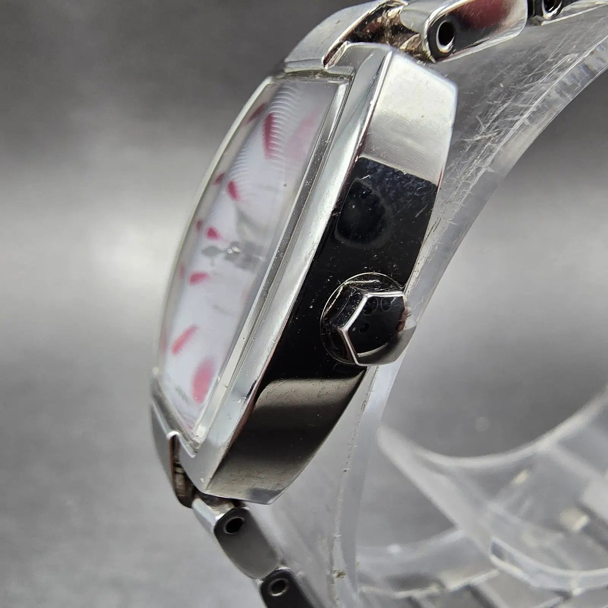 Seiko Solar Tank Watch Women 18mm White Dial Silver Rectangle Lukia Runs V1113