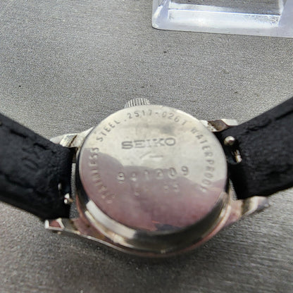 Seiko Matic Lady Watch Women 21mm Silver Dial Silver Tone Date 25170261 Runs9