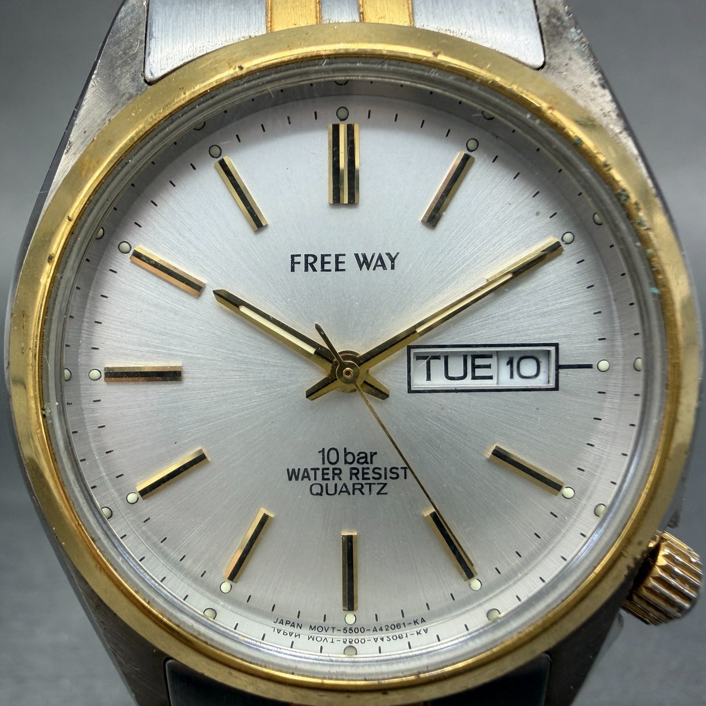 Citizen Free Way Watch Men 37mm Silver Dial Steel Daydate 5500-A41598 New Batt1
